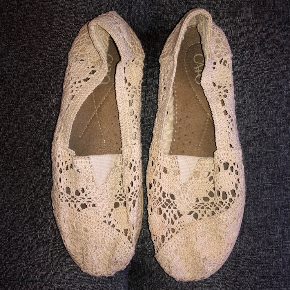 CATO size 8 (like toms) shoes